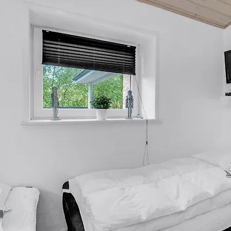 Ferienhaus Beautiful In Romo With Wifi *
