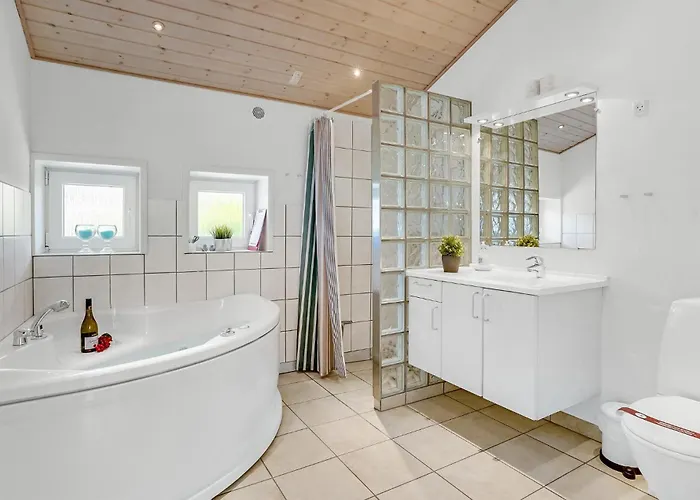 Beautiful In With Wifi Holiday home *